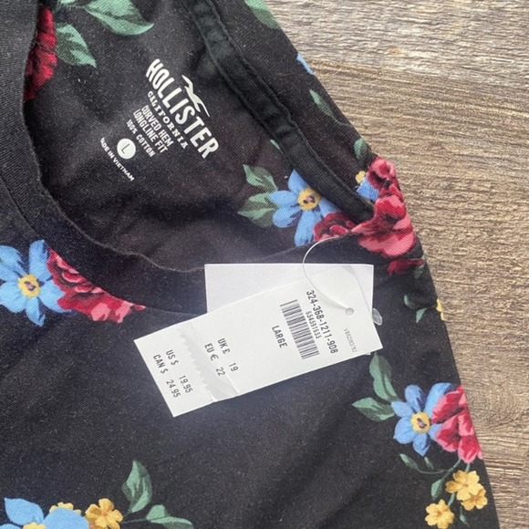 ⚡️Hollister Curved Hem Longline Tee - Picture 3 of 6